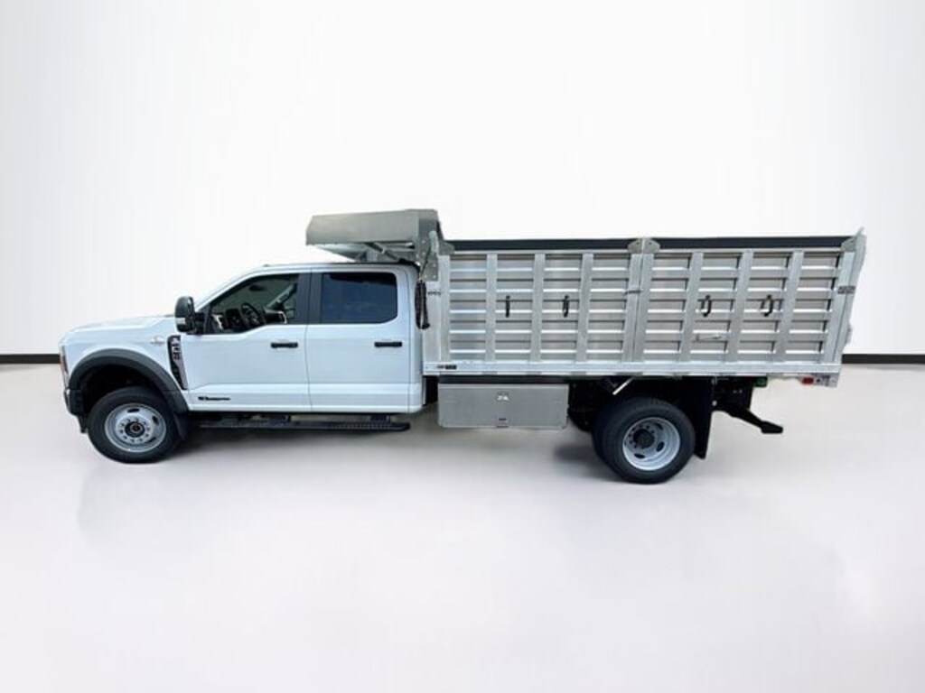 New 2026 Ford F-450 Chassis XL Truck Crew Cab