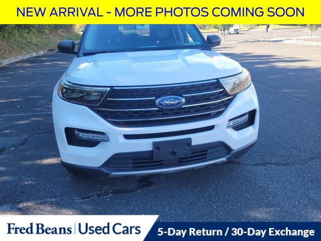 2021 Ford Explorer XLT photo 2