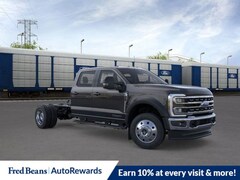 2026 Ford F-450 Chassis Lariat Truck Crew Cab