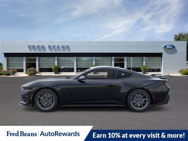2025 Ford Mustang Dark Horse Deluxe photo 3