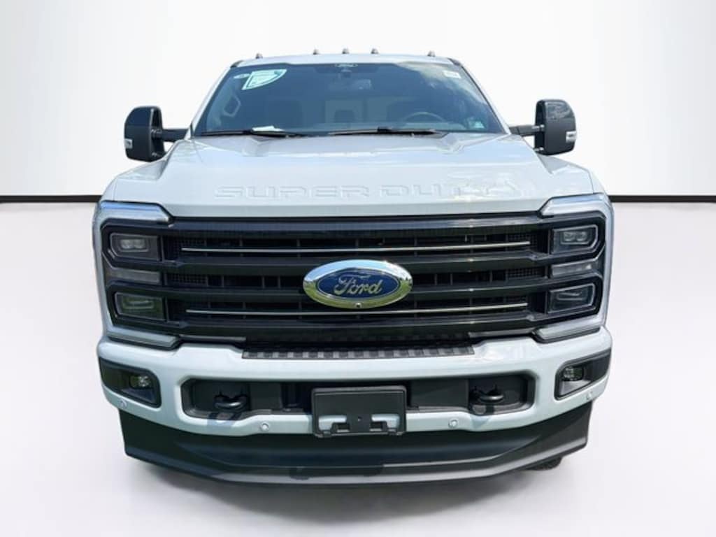 New 2026 Ford F-250 Platinum Truck Crew Cab