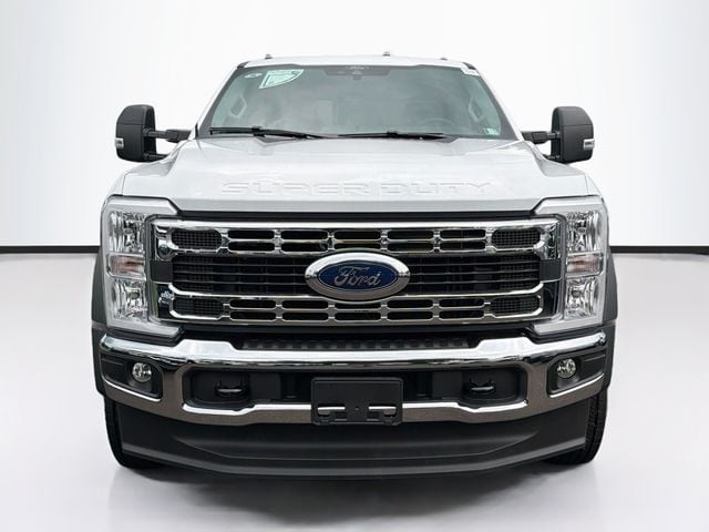New 2026 Ford F-450 Chassis XL Truck Crew Cab
