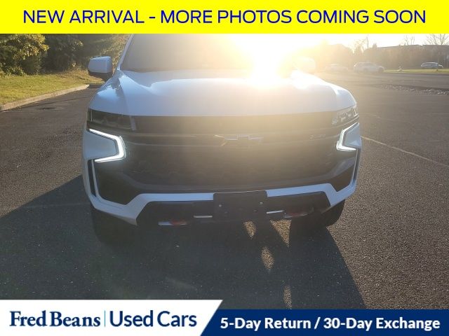 2022 Chevrolet Suburban Z71 photo 2