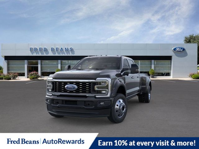 2026 Ford F-450 Platinum photo 3