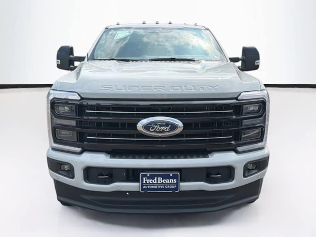 New 2026 Ford F-350 Platinum Truck Crew Cab