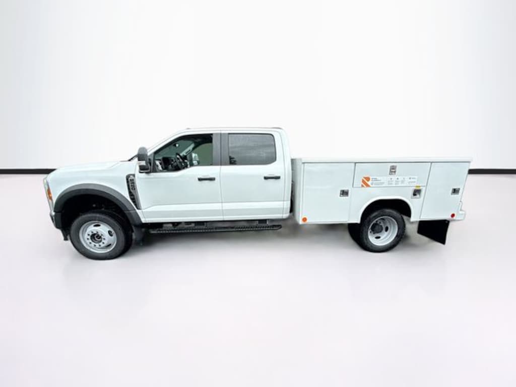New 2026 Ford F-450 Chassis XL Truck Crew Cab