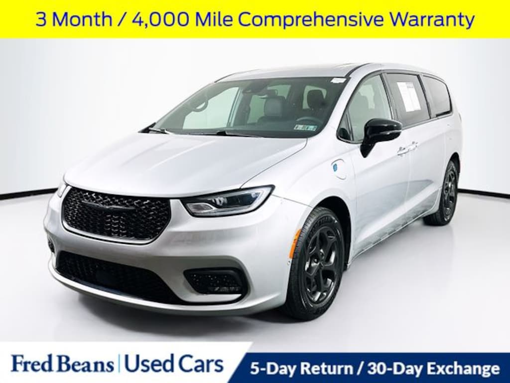 Used 2023 Chrysler Pacifica Hybrid Limited Van Passenger Van
