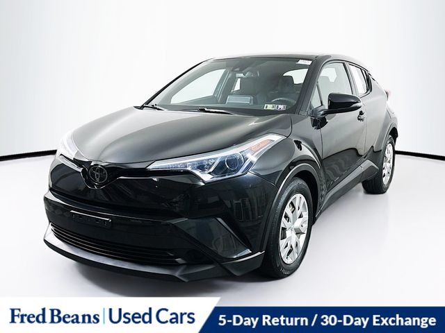2019 Toyota C-HR LE photo 2