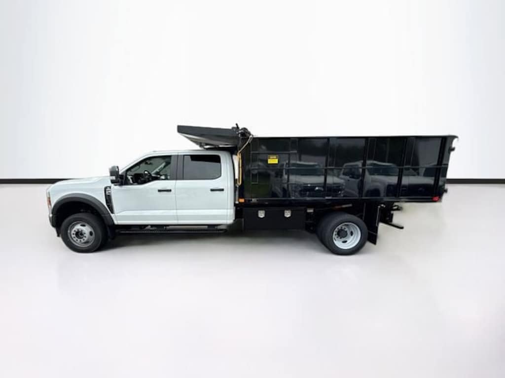 New 2026 Ford F-450 Chassis XL Truck Crew Cab