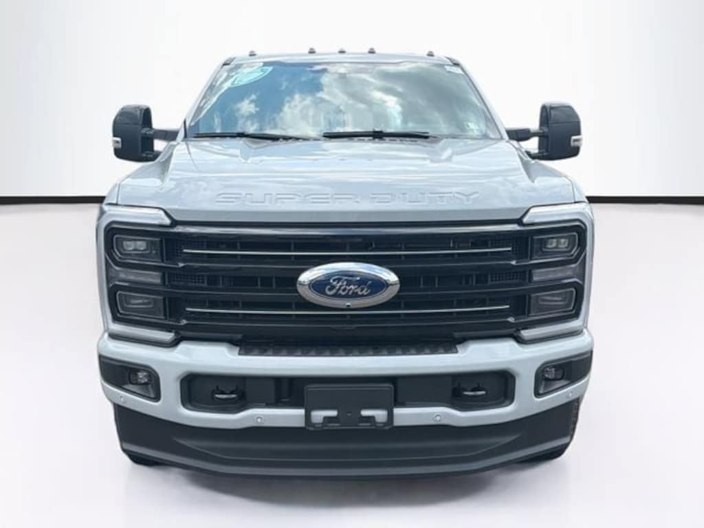 New 2026 Ford F-350 Platinum Truck Crew Cab
