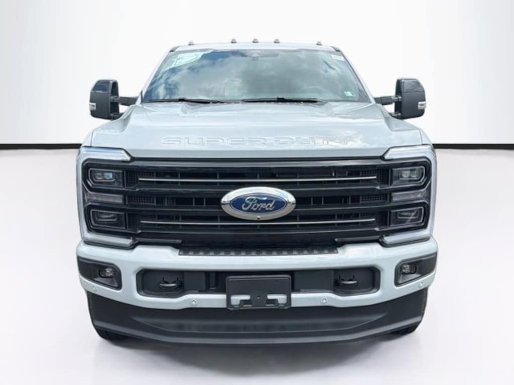 New 2026 Ford F-250 Platinum Truck Crew Cab