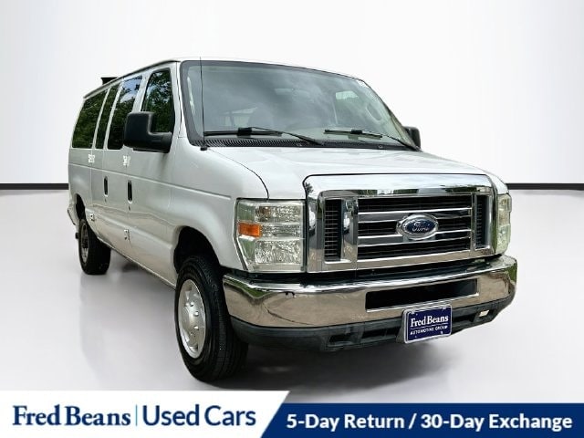 2008 Ford E-Series Econoline Wagon XL