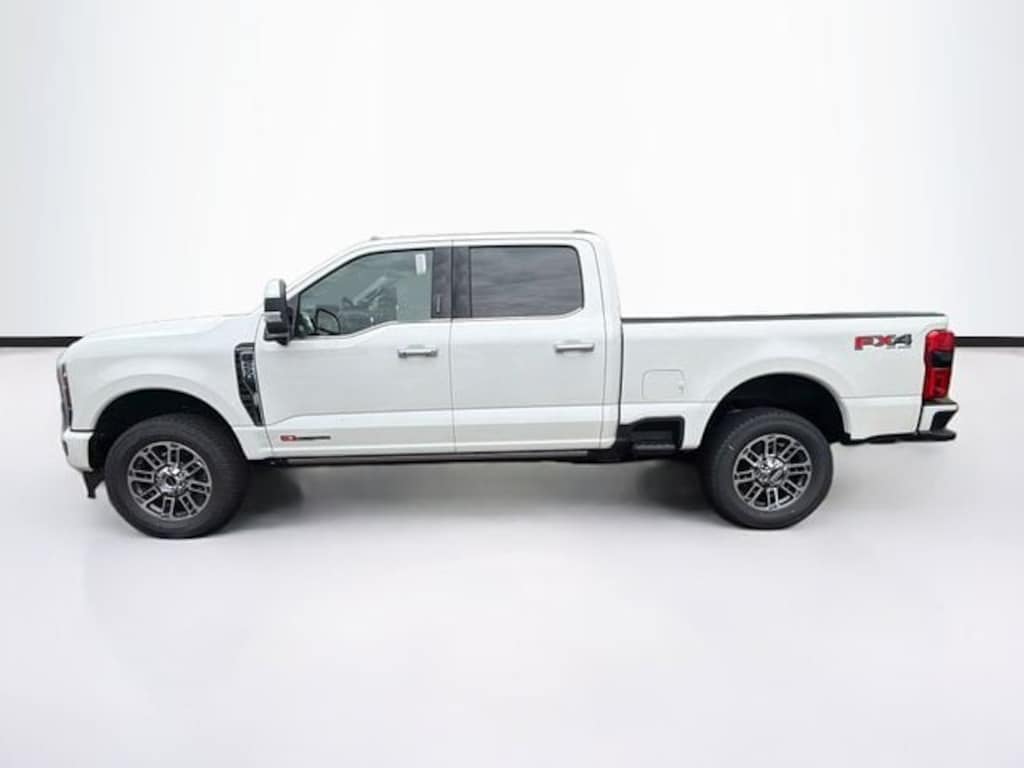 New 2026 Ford F-250 Platinum Truck Crew Cab