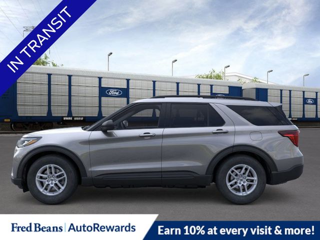 2026 Ford Explorer photo 2