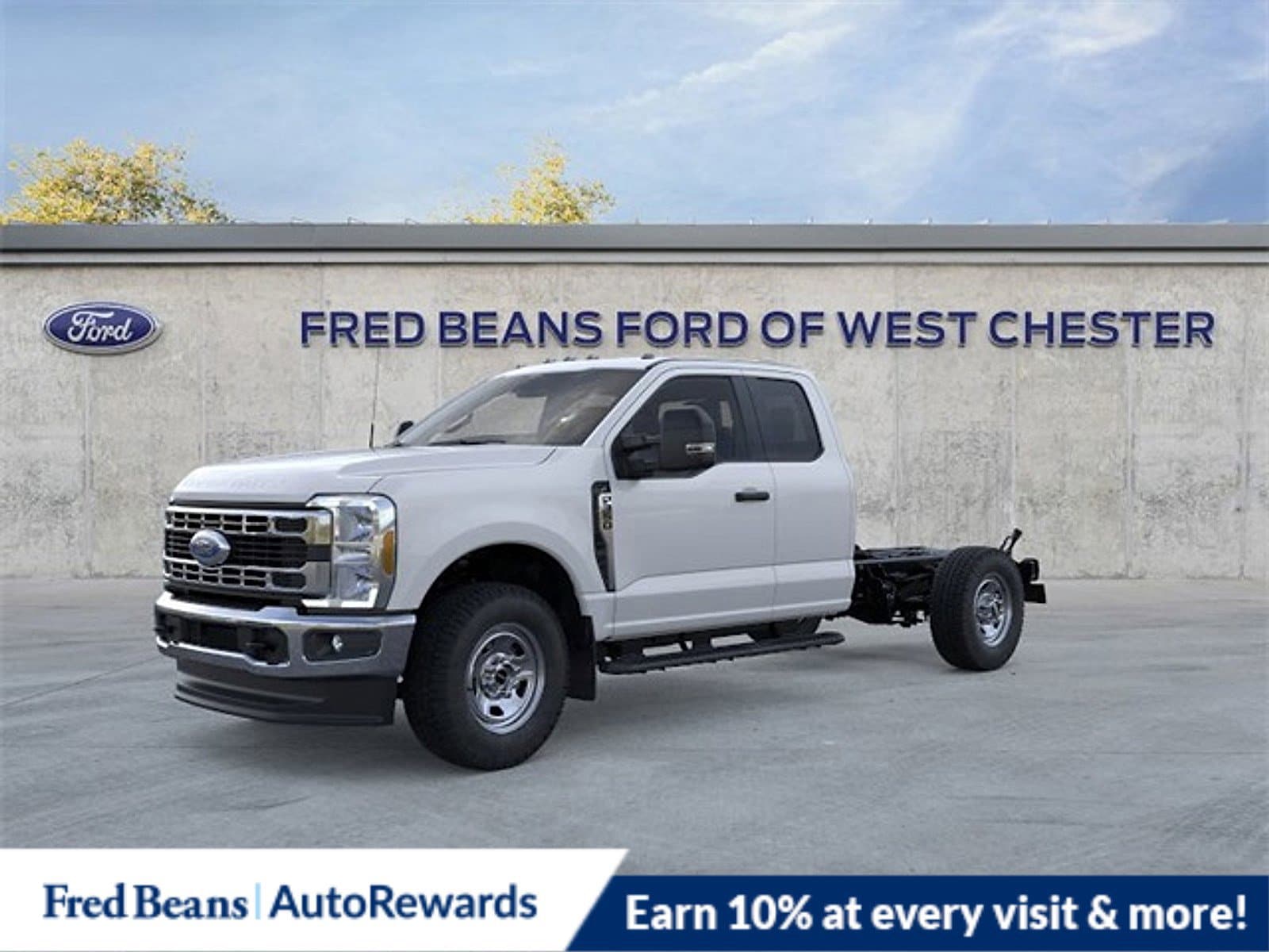 2025 Ford F-350 Chassis Truck Super Cab 