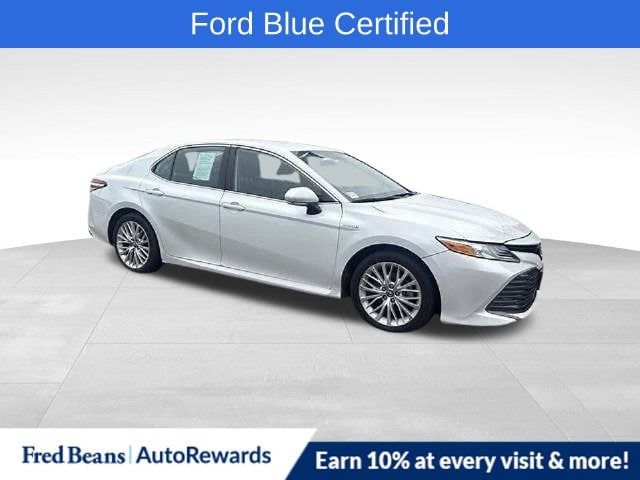 2019 Toyota Camry XLE Hybrid