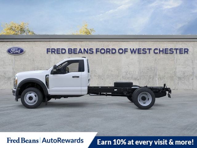 2025 Ford F-450 XLT photo 3