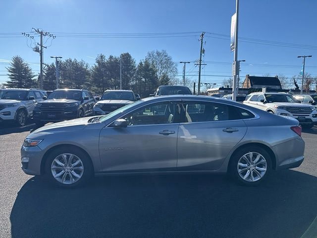 2024 Chevrolet Malibu 1LT photo 3
