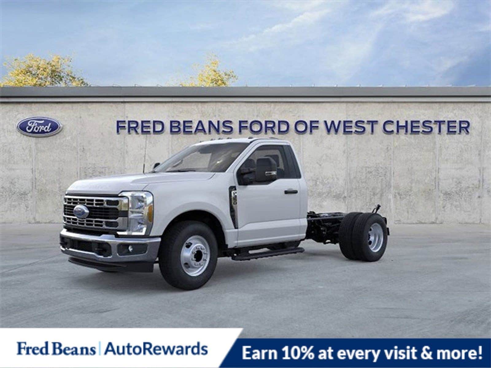 2025 Ford F-350 Chassis Truck Regular Cab 
