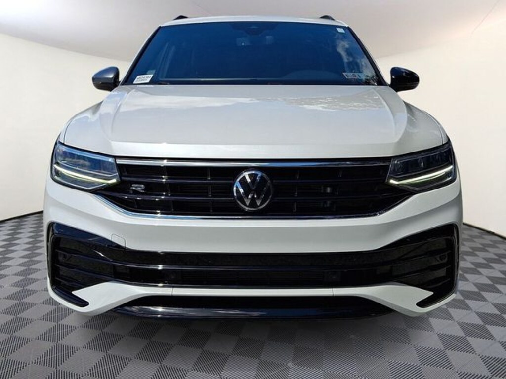 Used 2023 Volkswagen Tiguan 2.0T SE R-Line Black SUV