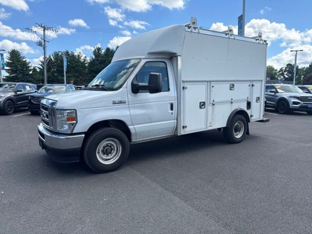 Used 2022 Ford E-350SD Base Truck
