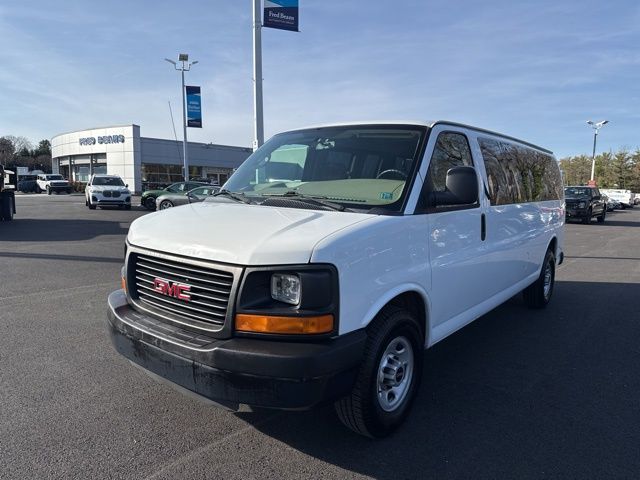 2014 Gmc Savana 3500 LS Passenger photo 3