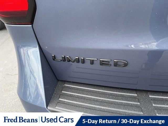 2023 Ford Expedition MAX Limited photo 3