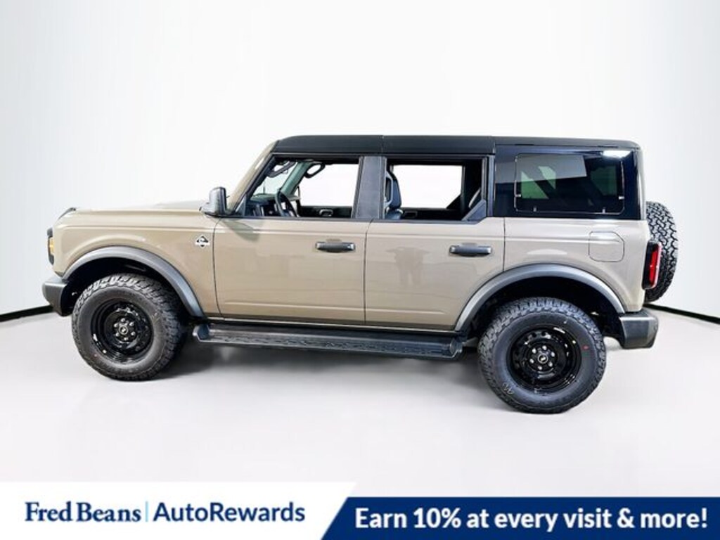 New 2026 Ford Bronco Outer Banks SUV