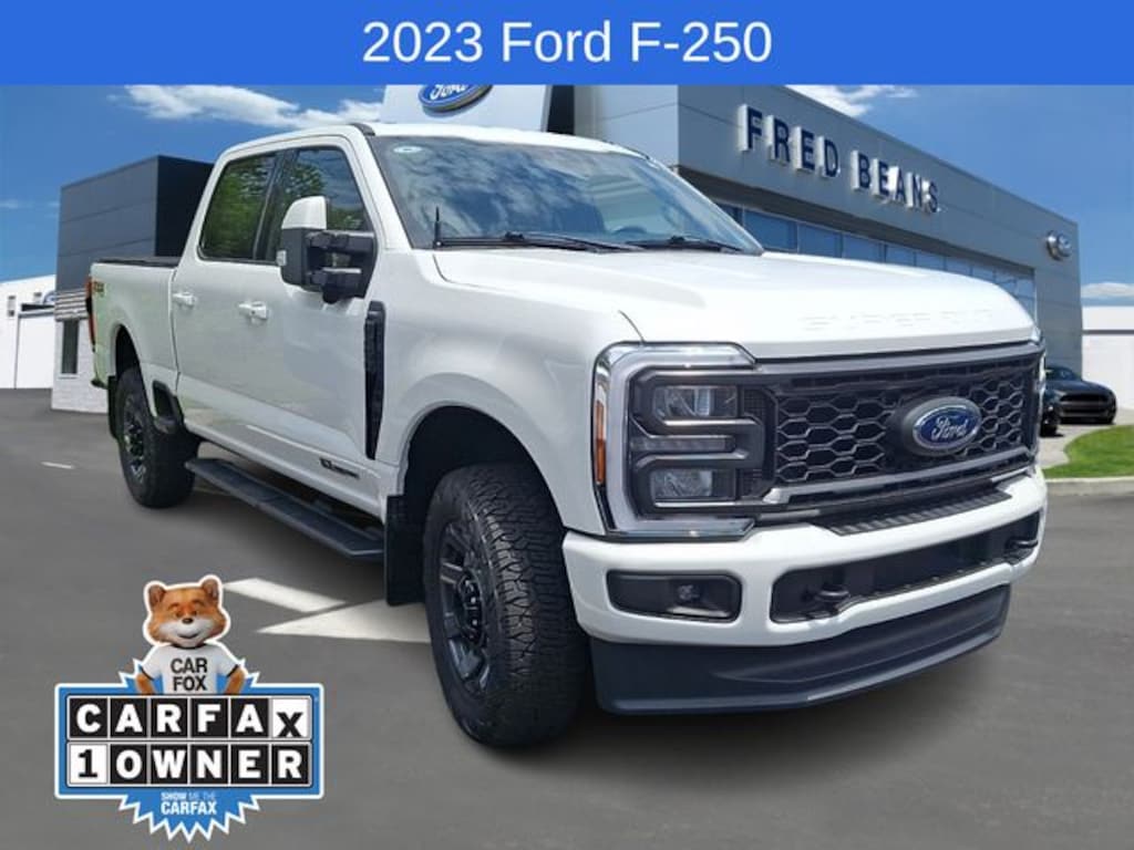 Used 2023 Ford F-250SD Lariat Truck Crew Cab