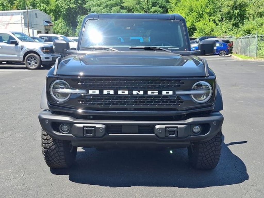 Used 2025 Ford Bronco Badlands SUV