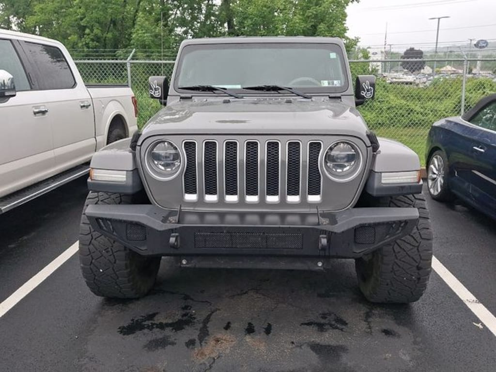 Used 2019 Jeep Wrangler Unlimited Sahara SUV