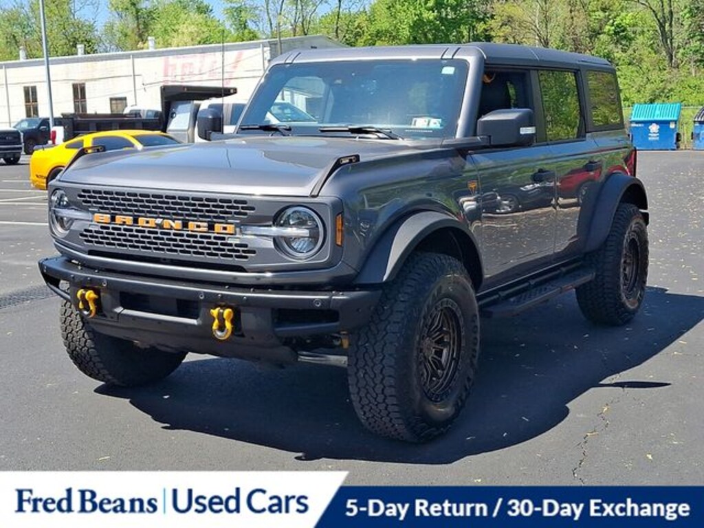 Used 2025 Ford Bronco Badlands SUV