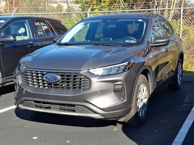 2023 Ford Escape Active photo 2