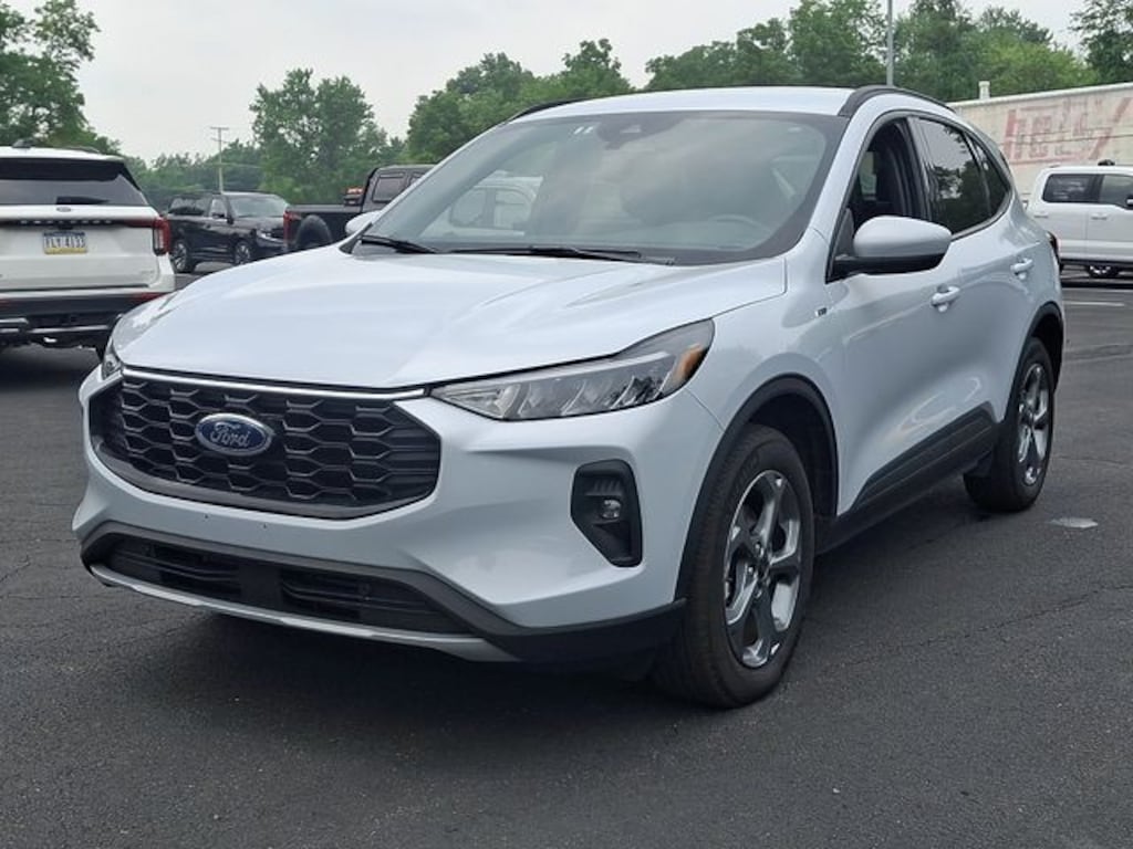 Used 2025 Ford Escape ST-Line Select SUV