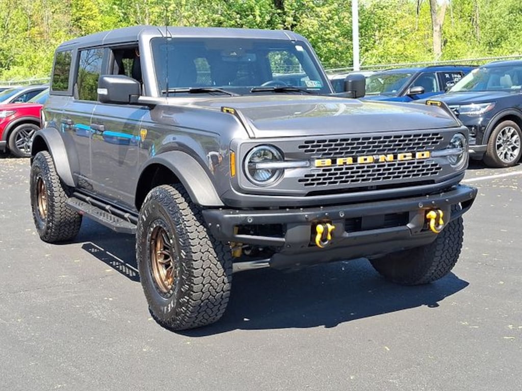 Used 2025 Ford Bronco Badlands SUV