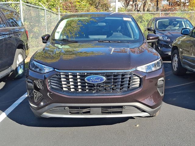 2023 Ford Escape Active photo 2