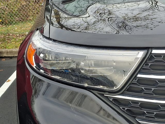 2022 Ford Explorer XLT photo 3