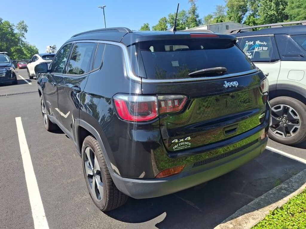 Used 2019 Jeep Compass Latitude SUV