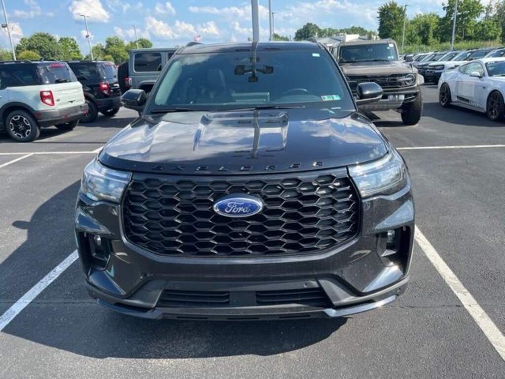 Certified 2025 Ford Explorer ST-Line SUV