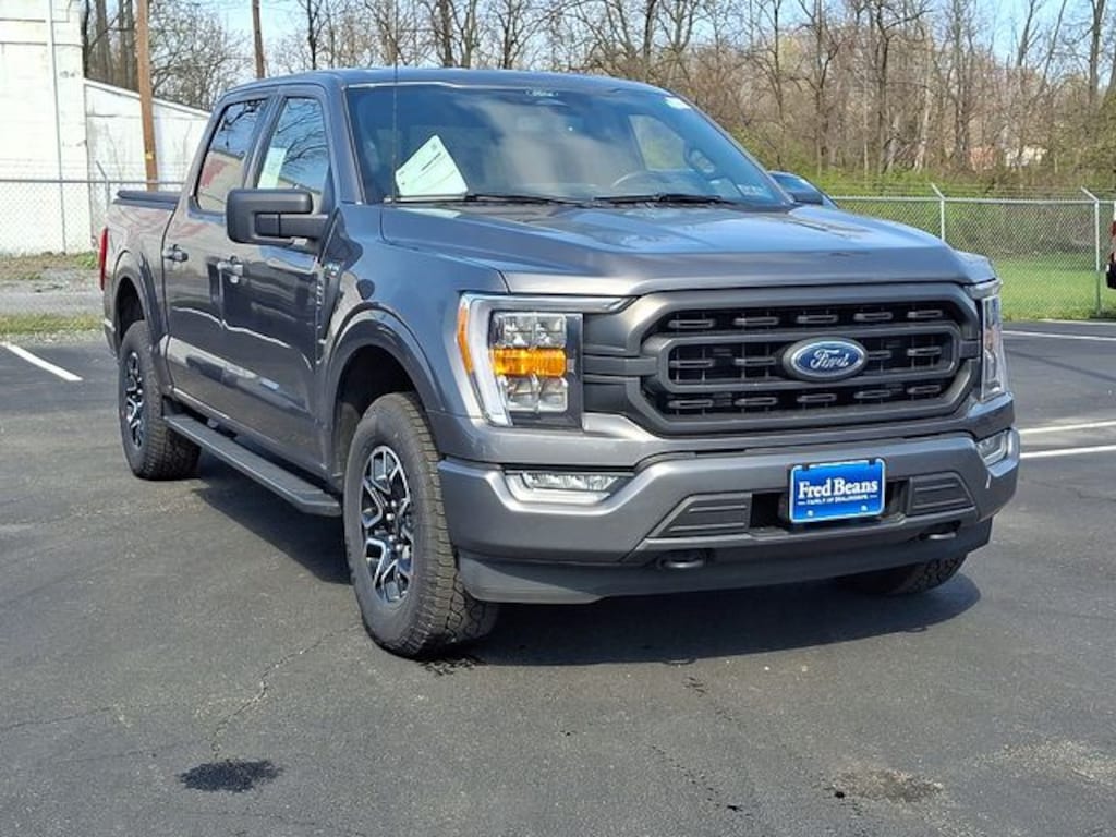 Used 2022 Ford F-150 XLT Truck SuperCrew Cab