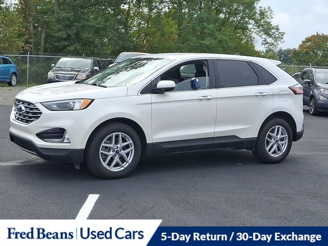 2022 Ford Edge SEL photo 4
