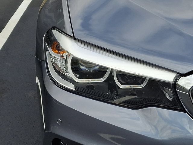 2019 Bmw 530e xDrive photo 2