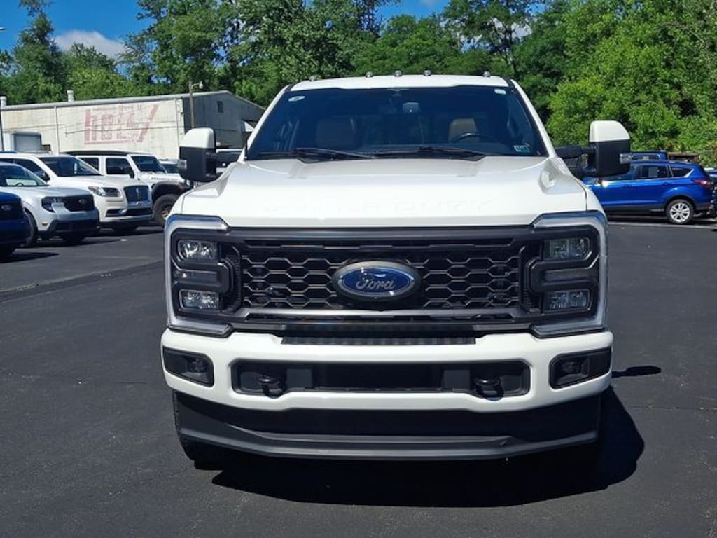 Used 2023 Ford F-250SD Lariat Truck Crew Cab