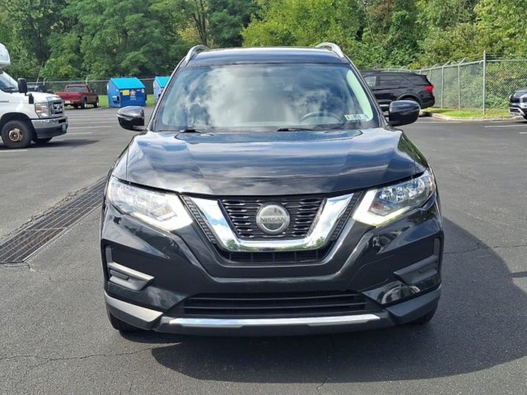 Used 2018 Nissan Rogue SV SUV