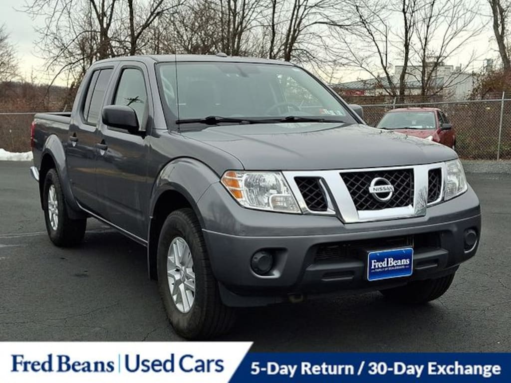 Used 2018 Nissan Frontier SV Truck Crew Cab