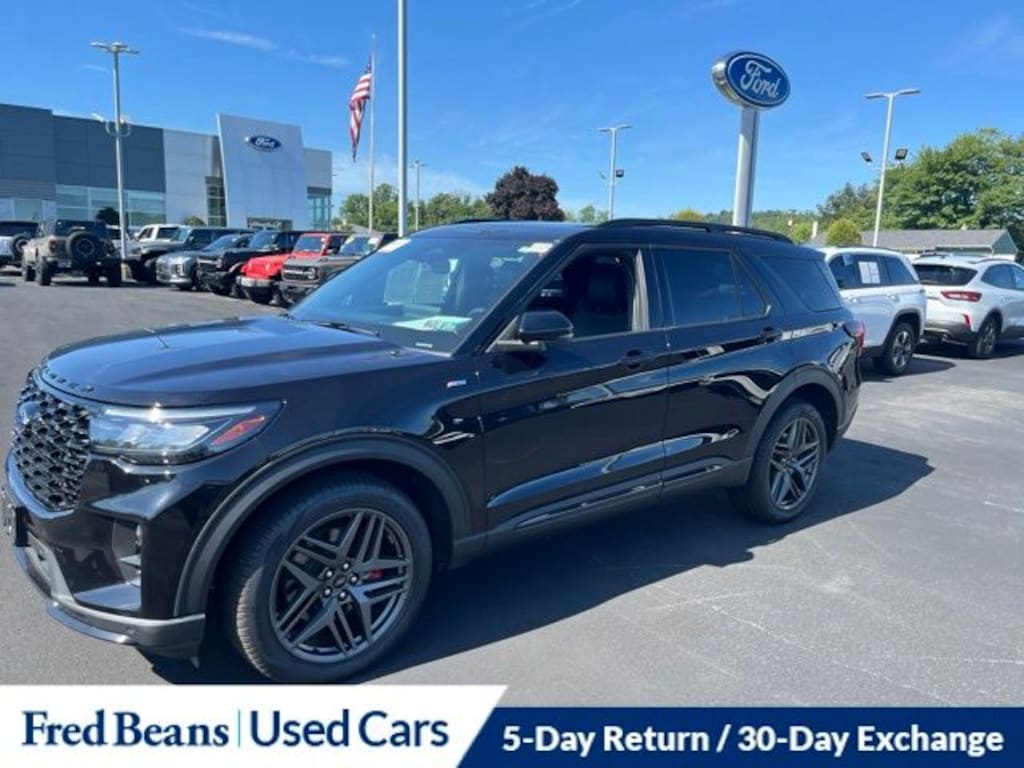 Used 2025 Ford Explorer ST-Line SUV