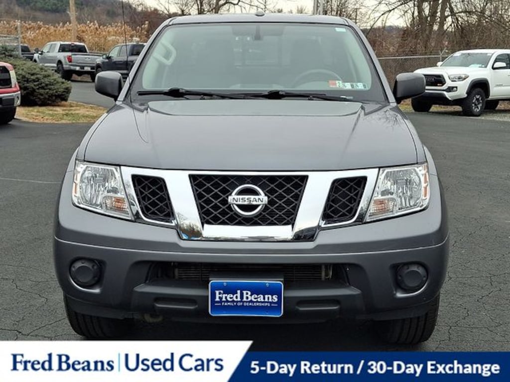 Used 2018 Nissan Frontier SV Truck Crew Cab