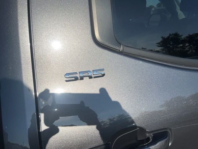 2023 Toyota Tundra SR5 photo 3