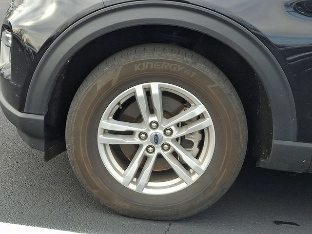 2022 Ford Explorer XLT photo 2