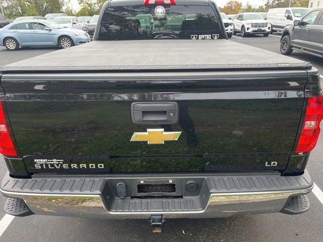 2019 Chevrolet Silverado 1500 LT photo 3